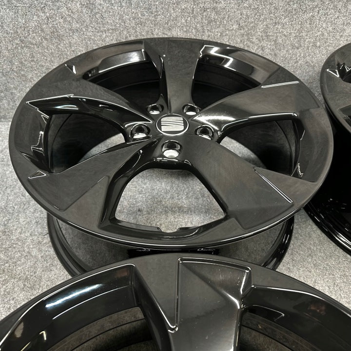 4x Alufelge 18 Zoll 7.5" 5x112 46ET Glanz Schwarz 5FA601025B Seat Leon Rim Wheel FEL4205853868cn