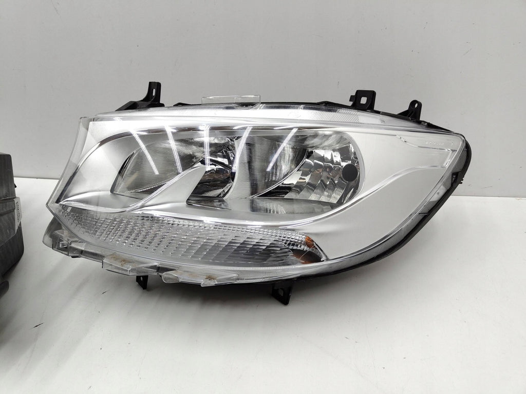 Frontscheinwerfer Mercedes-Benz Sprinter A9109060000 Ein Satz Headlight SCH7849792000un