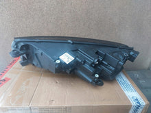 Laden Sie das Bild in den Galerie-Viewer, Frontscheinwerfer Skoda Octavia IV 5E4941016B Full LED FALSE Headlight SCH4196238965ev