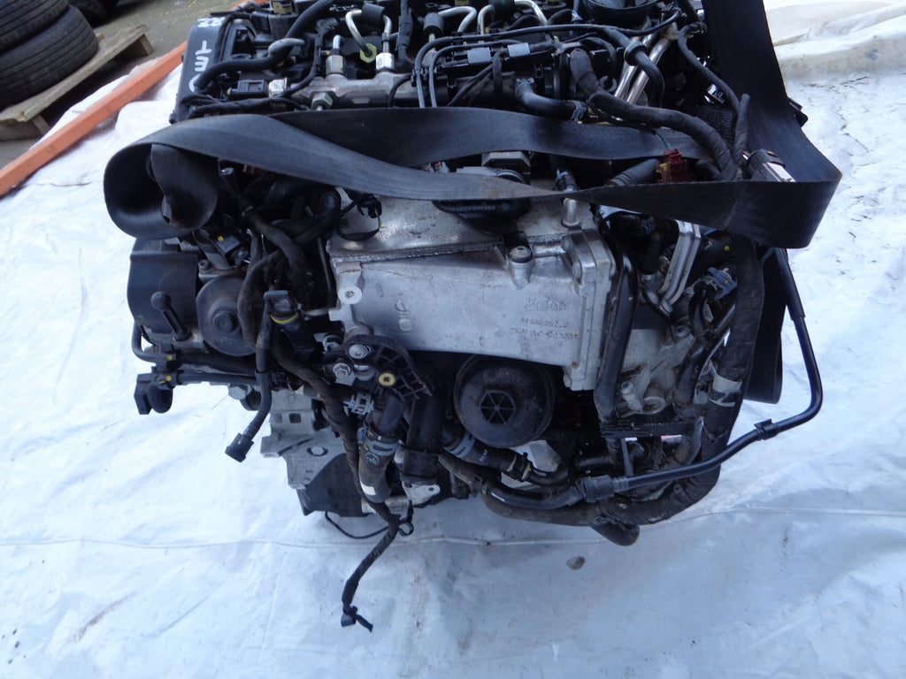 Motor Audi A5 A4 DET 2.0 TDI 27TKm Diesel Engine Komplett