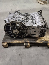 Load image into Gallery viewer, Motor Audi Cupra Seat Skoda VW DXD 1.5 TSI 16TKm 2021 Benzin Engine Unkomplett