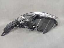Load image into Gallery viewer, Frontscheinwerfer Peugeot 208 90068513 Rechts Scheinwerfer Headlight SCH8492169801qa