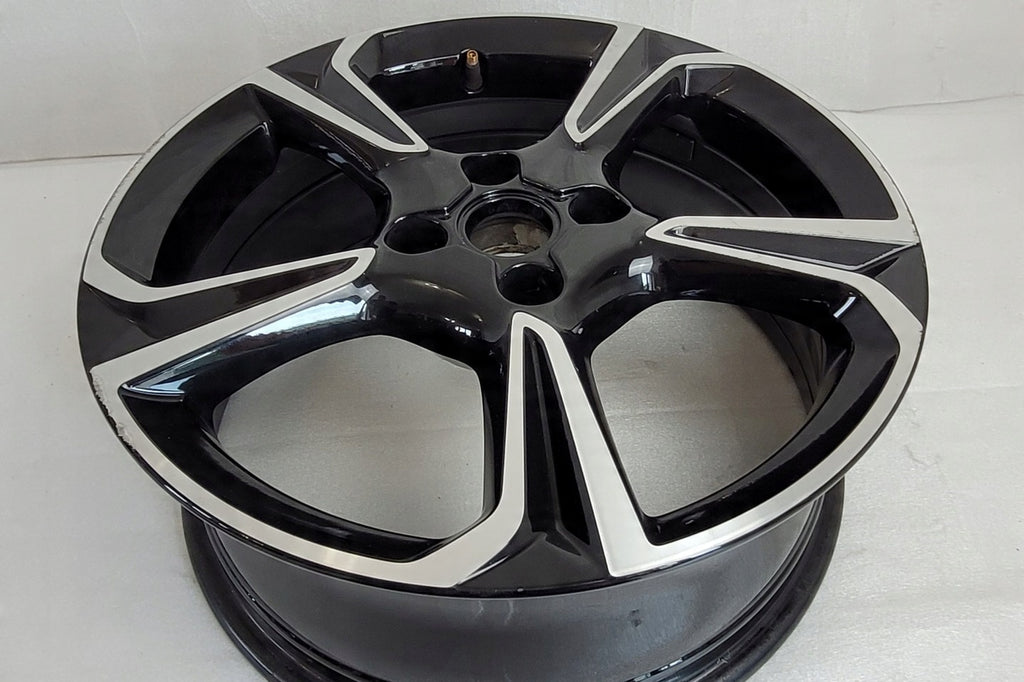 1x Alufelge 17 Zoll 7.0" 4x108 38ET 39182183 Opel Corsa F Rim Wheel