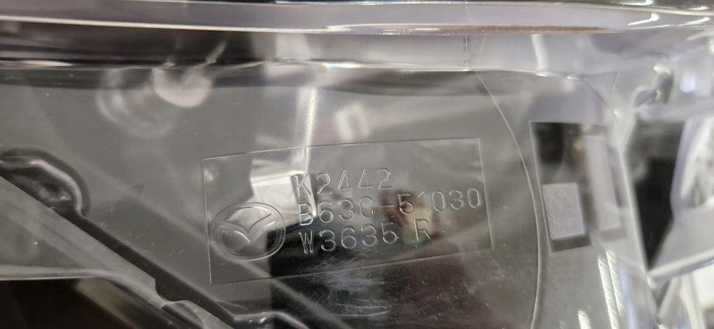 Frontscheinwerfer Mazda III B63C-51030 LED Rechts Scheinwerfer Headlight