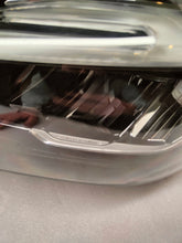 Laden Sie das Bild in den Galerie-Viewer, Frontscheinwerfer Mercedes-Benz W247 A2479060904 A2479061004 LED Ein Satz SCH3032972978is
