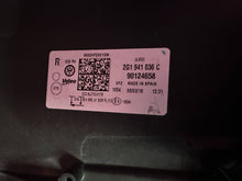 Load image into Gallery viewer, Frontscheinwerfer VW Polo 2G1941036C Ein Stück (Rechts oder Links) Headlight