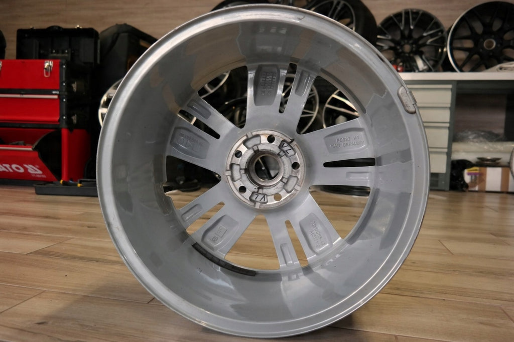 1x Alufelge 17 Zoll 7.0" 5x105 42ET Glanz Silber YP00064180 Opel Mokka Rim Wheel