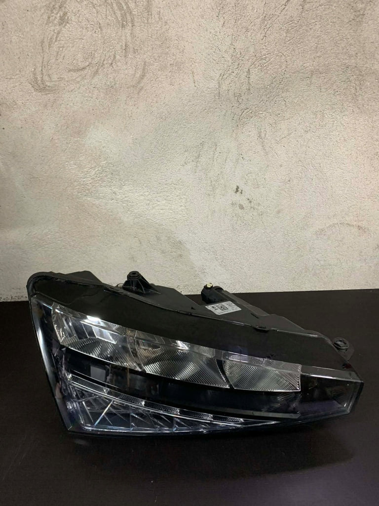 Frontscheinwerfer Skoda Scala 657941016 Rechts Scheinwerfer Headlight SCH6424765627qe