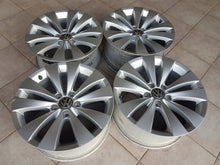Laden Sie das Bild in den Galerie-Viewer, 4x Alufelge 17 Zoll 8.0" 5x112 41ET 3C8601025 VW Scirocco Passat Rim Wheel FEL7489633718bn