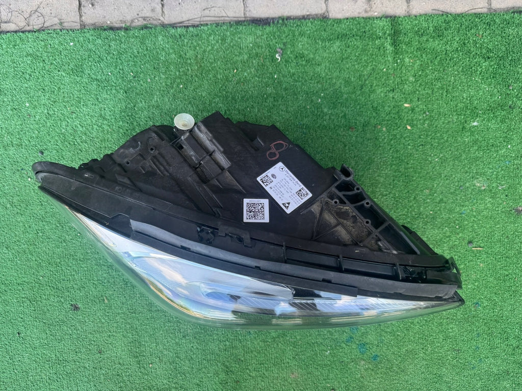 Frontscheinwerfer Mercedes-Benz W247 A2479061404 LED Rechts Headlight SCH4905377962hl