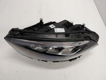 Laden Sie das Bild in den Galerie-Viewer, Frontscheinwerfer Mercedes-Benz W177 A1779062106 Full LED Links Headlight SCH7254033358ms