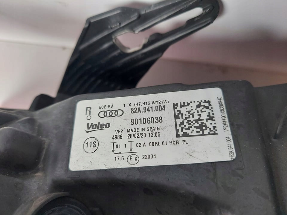 Frontscheinwerfer Audi A1 82A941004 Rechts Scheinwerfer Headlight SCH3701510447fz