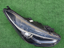 Laden Sie das Bild in den Galerie-Viewer, Frontscheinwerfer Hyundai I I40 92102-3 LED Rechts Scheinwerfer Headlight SCH5293505344pc