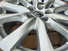 Laden Sie das Bild in den Galerie-Viewer, 4x Alufelge 17 Zoll 7.0" 5x114.3 50ET Glanz Silber Mazda Mx5 I Rim Wheel FEL9806937902pv
