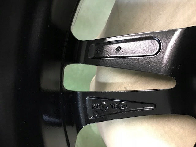 1x Alufelge 19 Zoll 7.0" 5x114.3 40ET Glanz Schwarz KE409-4C400 Nissan Xtrail