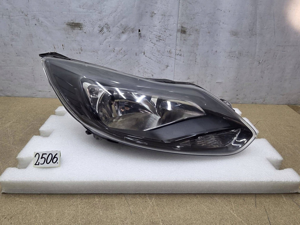 Frontscheinwerfer Ford Focus BM5113W029 Rechts Scheinwerfer Headlight SCH5935743230zh
