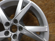 Load image into Gallery viewer, 1x Alufelge 17 Zoll 7.5&quot; 5x112 38ET 5X112ET38 Audi A4 Rim Wheel