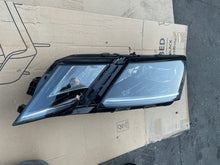 Load image into Gallery viewer, Frontscheinwerfer Skoda Octavia III 5E1941015D 5E1941016D Rechts oder Links SCH5901156748mn