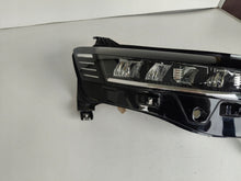 Laden Sie das Bild in den Galerie-Viewer, Frontscheinwerfer Renault Megane E-Tech 260103279R Full LED Rechts Headlight SCH2804938061ib