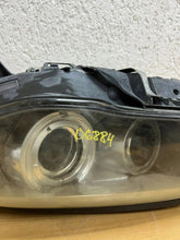 Laden Sie das Bild in den Galerie-Viewer, Frontscheinwerfer BMW 7 D6884 7182139 Ein Satz Scheinwerfer Headlight SCH6357486088ff