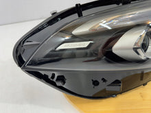 Laden Sie das Bild in den Galerie-Viewer, Frontscheinwerfer Mercedes-Benz W177 A1779063805 LED Rechts Headlight SCH6492783230of