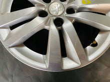 Laden Sie das Bild in den Galerie-Viewer, 1x Alufelge 16 Zoll 5x108 Weiß 9677989577 Peugeot 308 Rim Wheel FEL5013739491nx