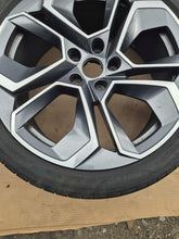 Laden Sie das Bild in den Galerie-Viewer, 1x Alufelge 19 Zoll 7.5" 5x112 48ET Glanz Graphit 5E3601025S Skoda I Rim Wheel FEL1255630964ql