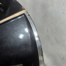 Load image into Gallery viewer, 1x Alufelge 18 Zoll 7.5&quot; 5x112 48ET Glanz 5E3601025AD Skoda Octavia Iv Rim Wheel