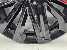 Laden Sie das Bild in den Galerie-Viewer, 1x Alufelge 18 Zoll Toyota Aygo Rim Wheel FEL8737044322pb