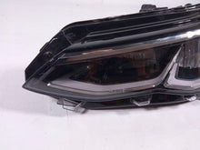 Laden Sie das Bild in den Galerie-Viewer, Frontscheinwerfer VW Golf VIII 5H1941005B 90150890 Links Scheinwerfer Headlight