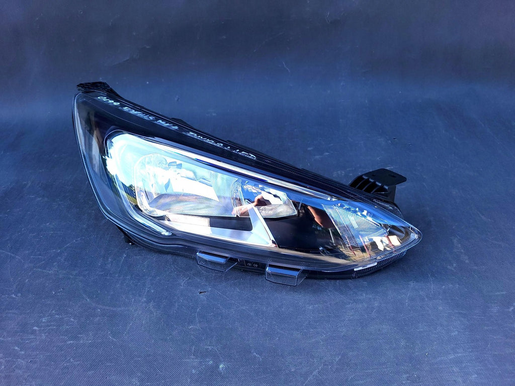 Frontscheinwerfer Ford Focus JX7B-13W029-CF Rechts Scheinwerfer Headlight