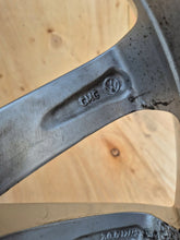 Load image into Gallery viewer, 1x Alufelge 17 Zoll 7.0" 5x112 49ET 5G0601025BF VW I Rim Wheel FEL7915547325te