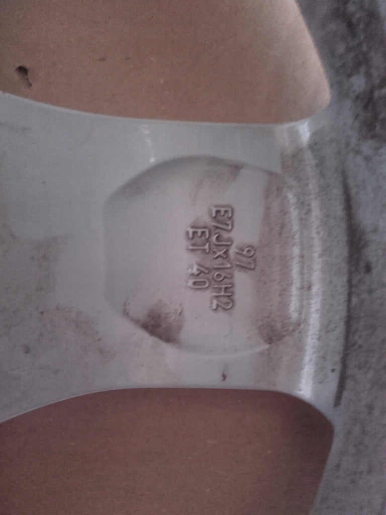 1x Alufelge 16 Zoll 7.0" 5x114.3 PW457-02004 Toyota Corolla Rim Wheel FEL5092967657zv