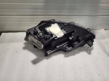 Laden Sie das Bild in den Galerie-Viewer, Frontscheinwerfer VW Caddy 2K8941036M Rechts Scheinwerfer Headlight SCH3679630046xr