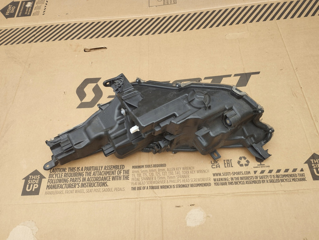 Frontscheinwerfer Toyota 4 Yaris Full LED Rechts Scheinwerfer Headlight SCH5842025164mu