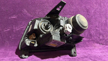 Laden Sie das Bild in den Galerie-Viewer, Frontscheinwerfer Jeep Grand Cherokee Wk2 JEEP674321-1325132-54 Rechts Headlight SCH6224079510zm