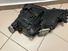 Load image into Gallery viewer, Frontscheinwerfer Skoda Superb III 3V1941016D Full LED Rechts Headlight SCH1026366711up