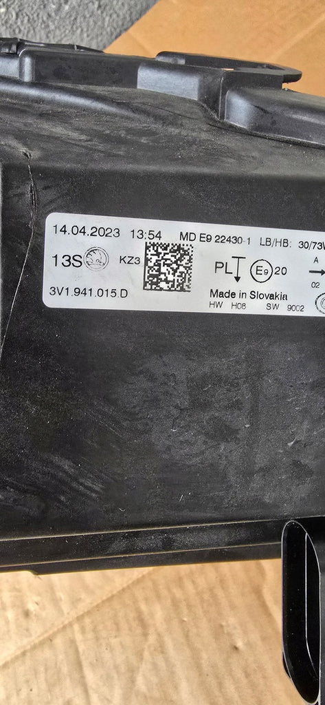 Frontscheinwerfer Skoda Superb III 3V1941016E LED Ein Stück (Rechts oder Links)