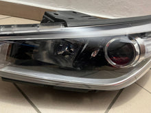 Laden Sie das Bild in den Galerie-Viewer, Frontscheinwerfer Hyundai I30 III 92101-G4000 Links Scheinwerfer Headlight SCH1703536954cq