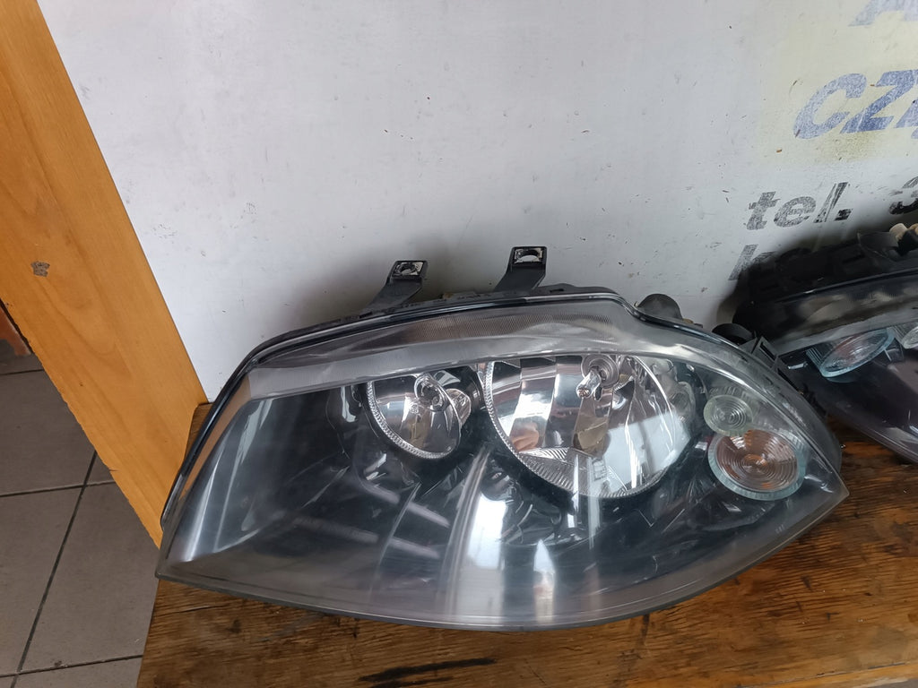 Frontscheinwerfer Seat Ibiza III 6L1941005M 6L1941006M LED Rechts oder Links