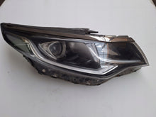 Laden Sie das Bild in den Galerie-Viewer, Frontscheinwerfer Kia Optima 92102D45200 Rechts Scheinwerfer Headlight SCH9950436581le