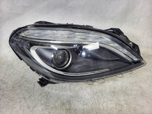 Laden Sie das Bild in den Galerie-Viewer, Frontscheinwerfer Mercedes-Benz W246 A2468207861 Xenon Rechts Headlight SCH1112486990tr