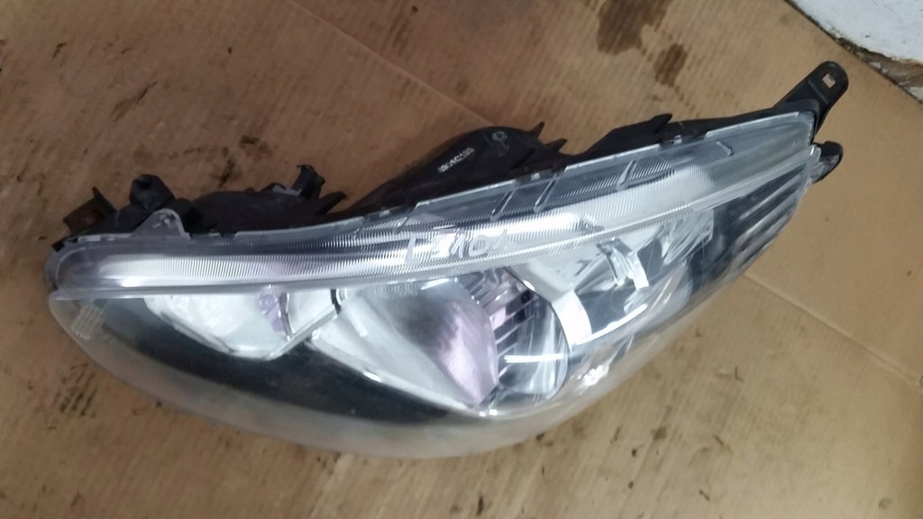 Frontscheinwerfer Mitsubishi Space Star 907-38200 Links Scheinwerfer Headlight