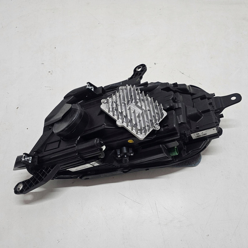 Frontscheinwerfer Maserati I 06701588620 Links Scheinwerfer Headlight SCH6439411071dq