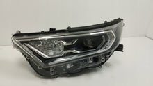Laden Sie das Bild in den Galerie-Viewer, Frontscheinwerfer Toyota 4 IV 81185-42A33 LED Links Scheinwerfer Headlight