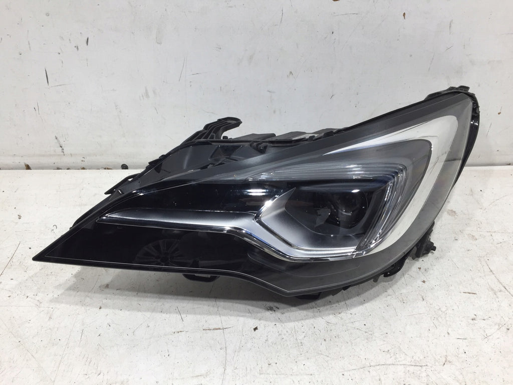 Frontscheinwerfer Opel Astra 7963100002 LED Links Scheinwerfer Headlight SCH7978933754mf