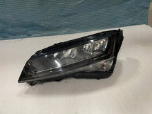Laden Sie das Bild in den Galerie-Viewer, Frontscheinwerfer Skoda Superb III 3V1941015C Full LED Links Headlight