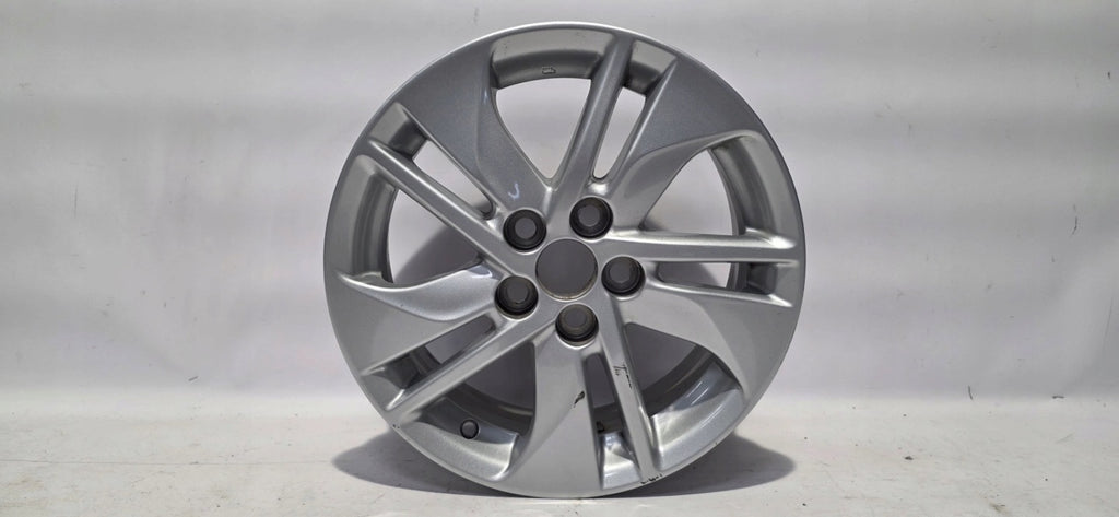 1x Alufelge 15 Zoll 6.0" 5x114.3 45ET Glanz Silber 42611K0030 Toyota Yaris FEL9027825182pw