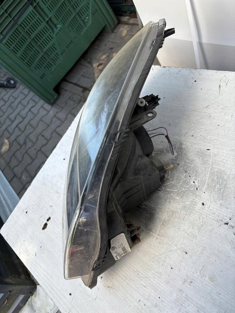 Frontscheinwerfer Dacia Sandero 260104793R Rechts Scheinwerfer Headlight