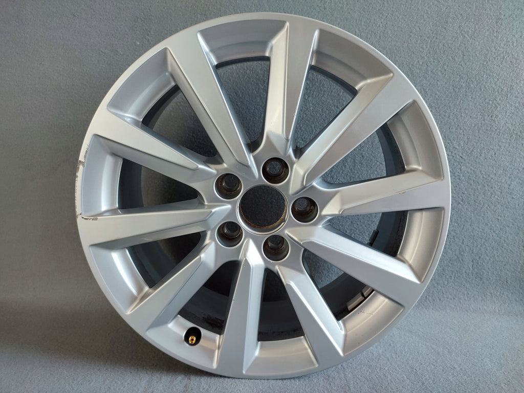 1x Alufelge 16 Zoll 6.5" 5x100 40ET Glanz Silber 82A601025 Audi A1 Rim Wheel